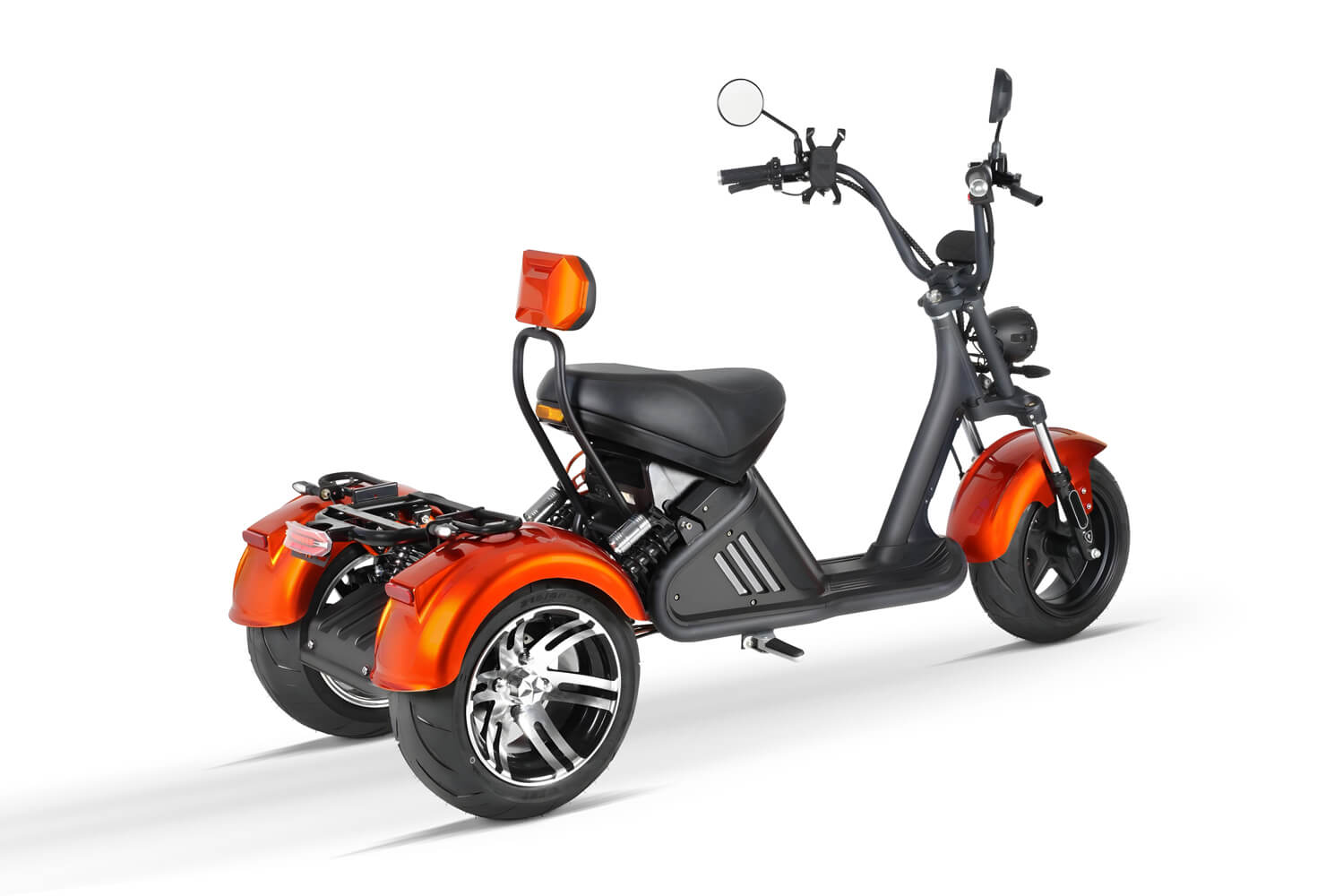 Scooter Électrique Homologué pour la Route CRUZER TRIKE Vi2 3000W 60V de Nitro Motors avec Batterie Lithium-Ion 30Ah